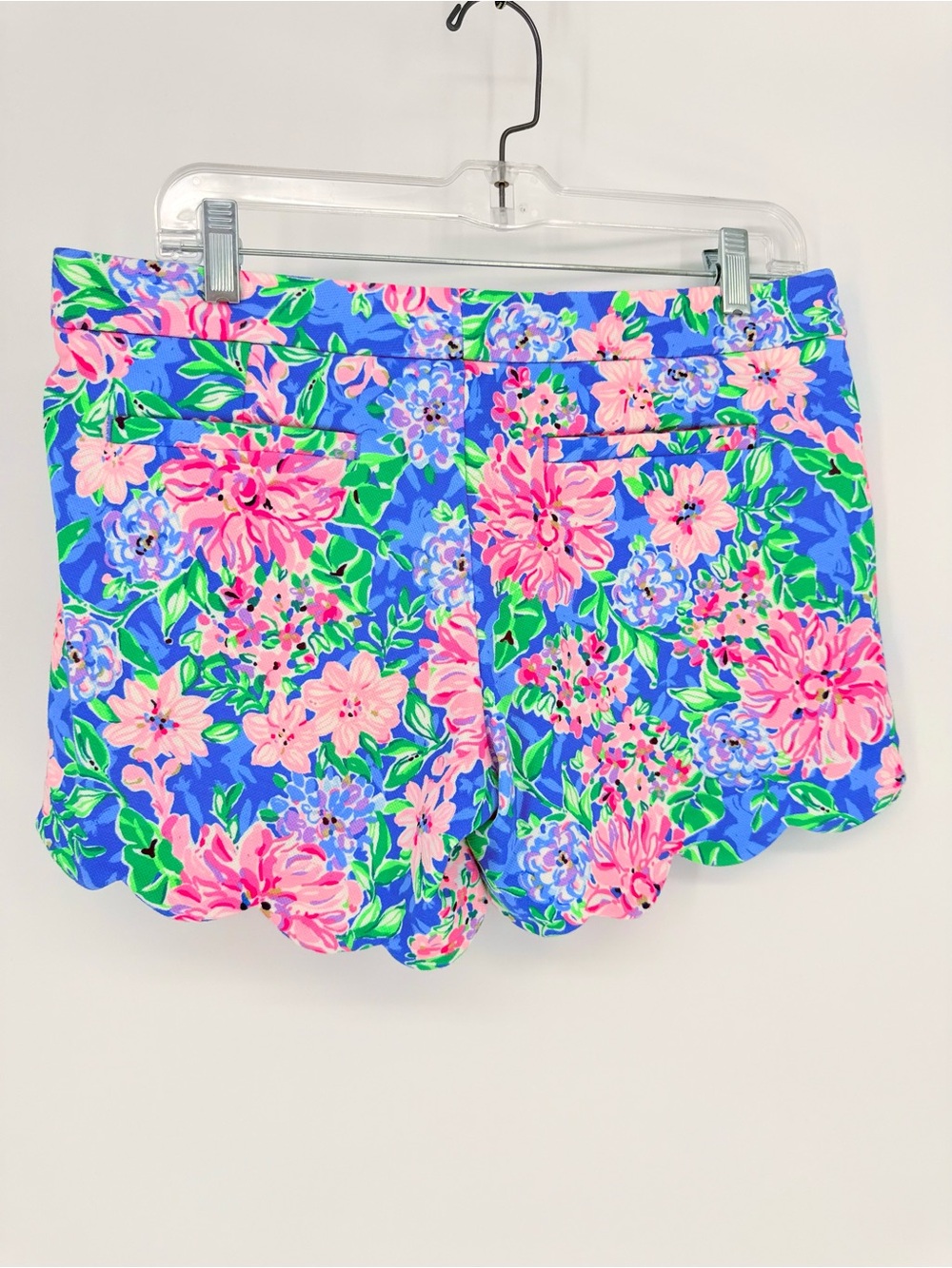 Lilly Pulitzer Buttercup Knit Scallop Shorts NWT Spring In Your Step Sz 6 Floral - Picture 2 of 13